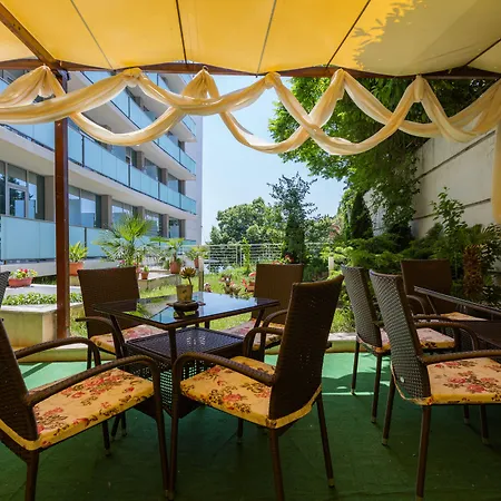 Marina Palace, Affiliated By Melia (adults Only) 4* 네세부르