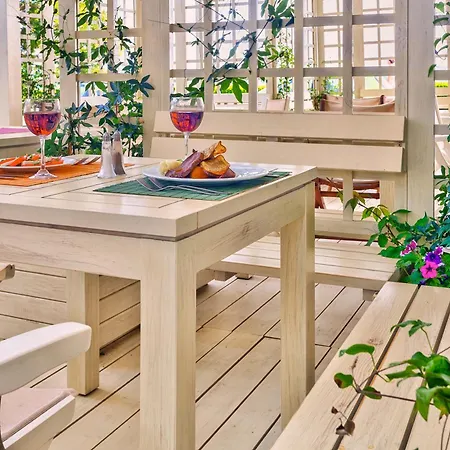 Marina Palace, Affiliated By Melia (adults Only) 호텔