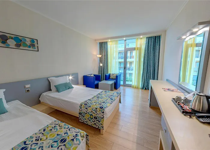 Отель Marina Palace, Affiliated By Melia, Adults Only