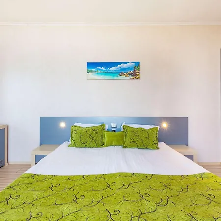 Marina Palace, Affiliated By Melia (adults Only) فندق