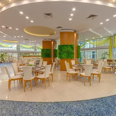 Sol Marina Palace (adults Only) 4* 内塞伯尔