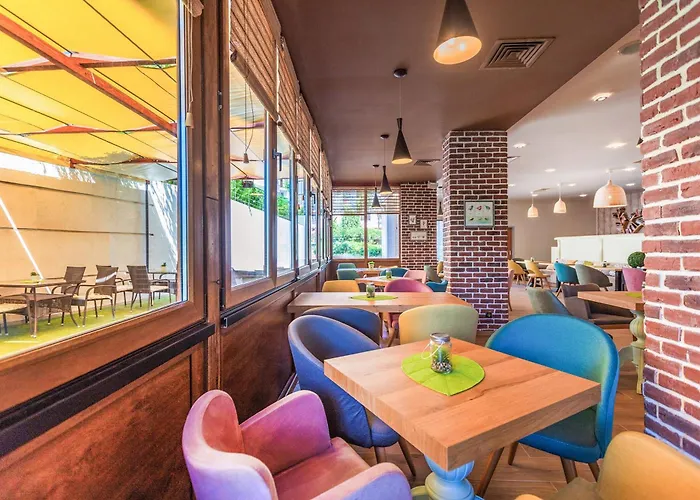 Marina Palace, Affiliated By Melia, Adults Only Отель 4*